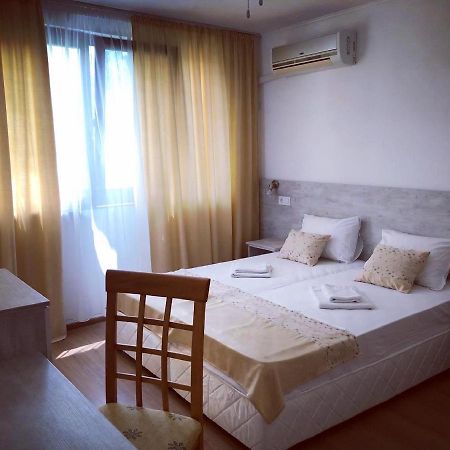 Guest Rooms Southern Nights Warwara Zewnętrze zdjęcie