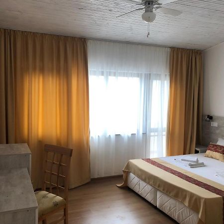 Guest Rooms Southern Nights Warwara Zewnętrze zdjęcie